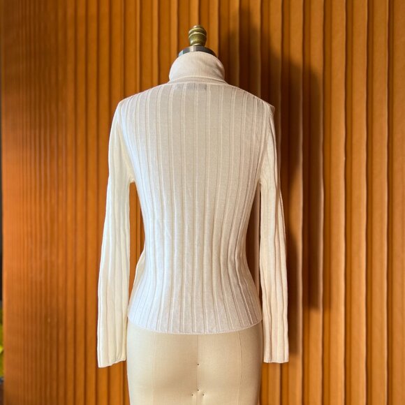 Banana Republic Ivory Merino Wool Turtleneck - Picture 2 of 2